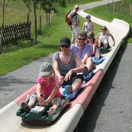 Apart-pension Oberreiter Pensión Fusch an der Grossglocknerstrasse